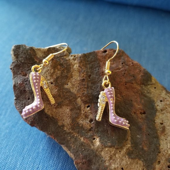 👠💜Lavender & Rhinestone High Heel Shoe Earrings - NWOT💜👠 - Picture 1 of 2